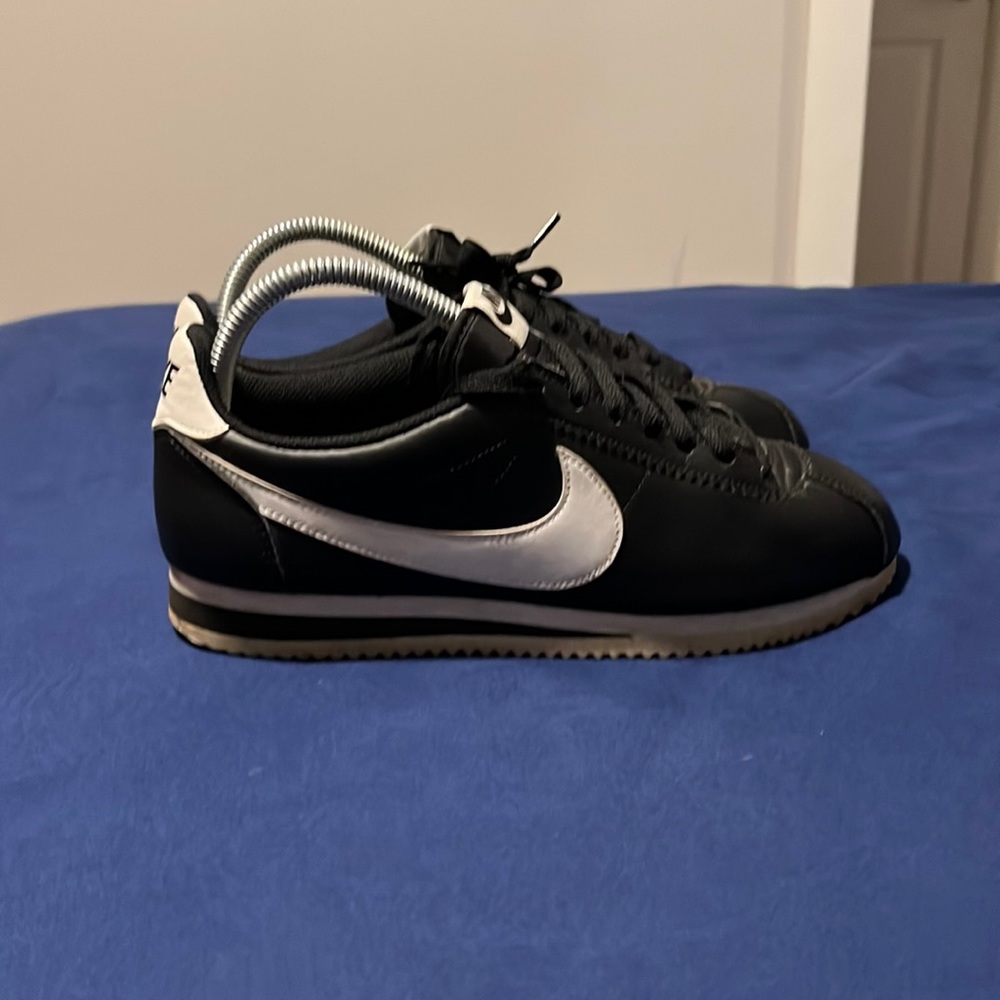 Nike Classic Cortez Black White 807471-010 Women’s Size 9.5 Rare